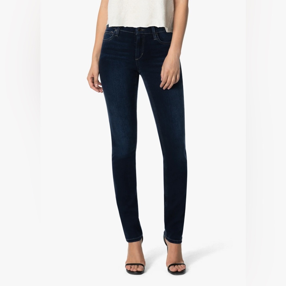 JOE’S THE CIGARETTE STRAIGHT LEG // SABINA Size 30X30